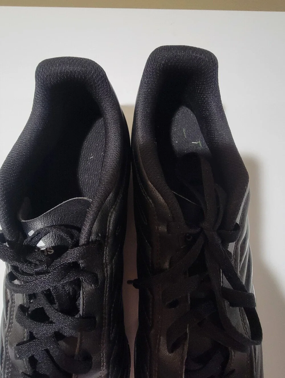 Adidas Copa Men's Black Soccer Turf Shoes - Classic Lace-Up Size 11